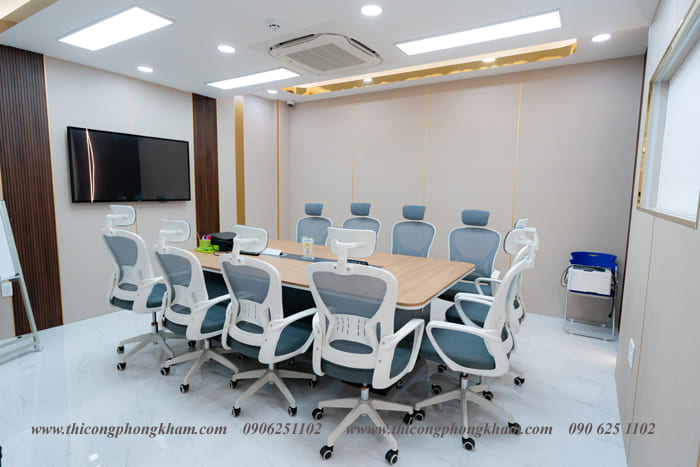 Bàn họp nha khoa nhân tâm